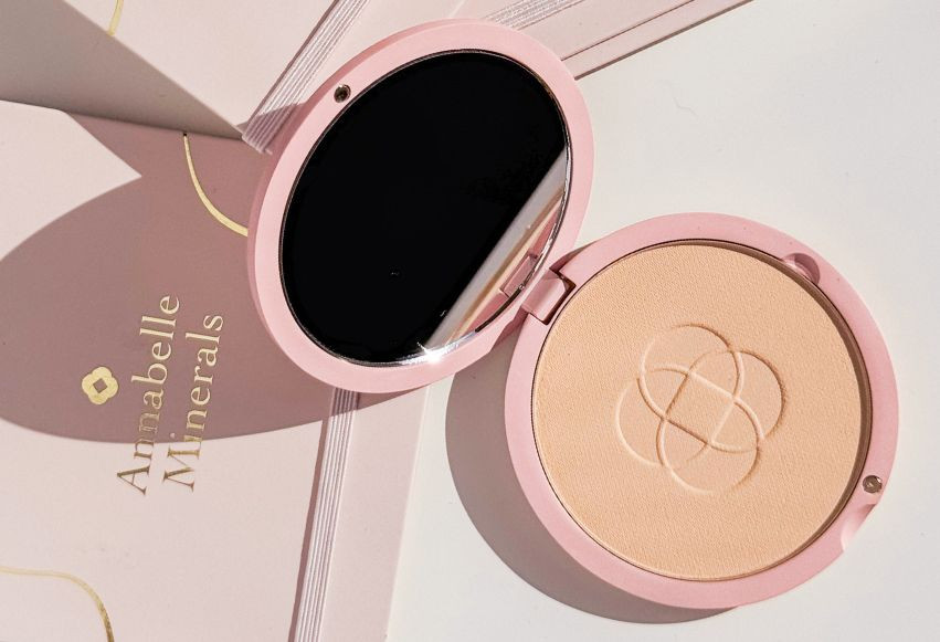 The Ultimate Guide to Pressed Powder Foundation