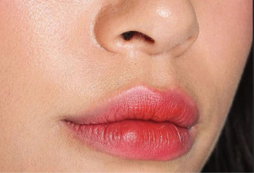 What Are Blurred Lips and How to Achieve the Trend