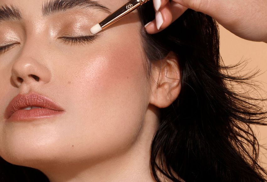 Top 5 naturalnych kosmetyków do makijażu idealnych na lato